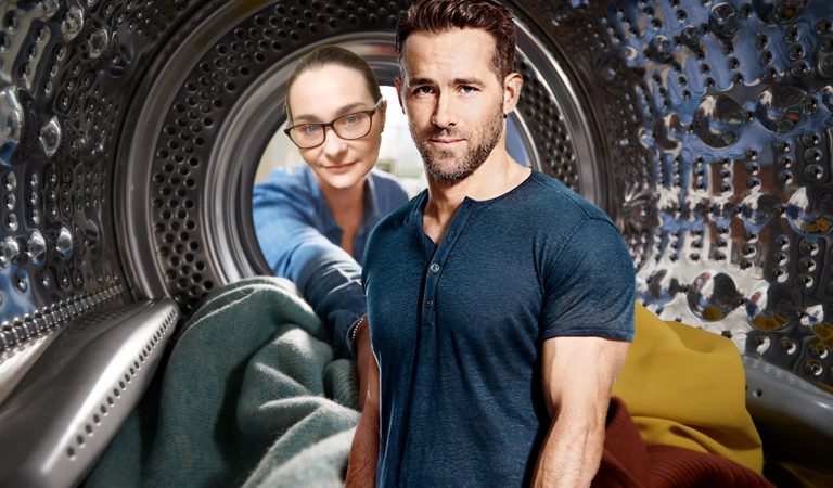 The Journal of Sassy Shern: Ryan Reynolds and the Top Loader The Journal of Sassy Shern: Ryan Reynolds and the Top Loader